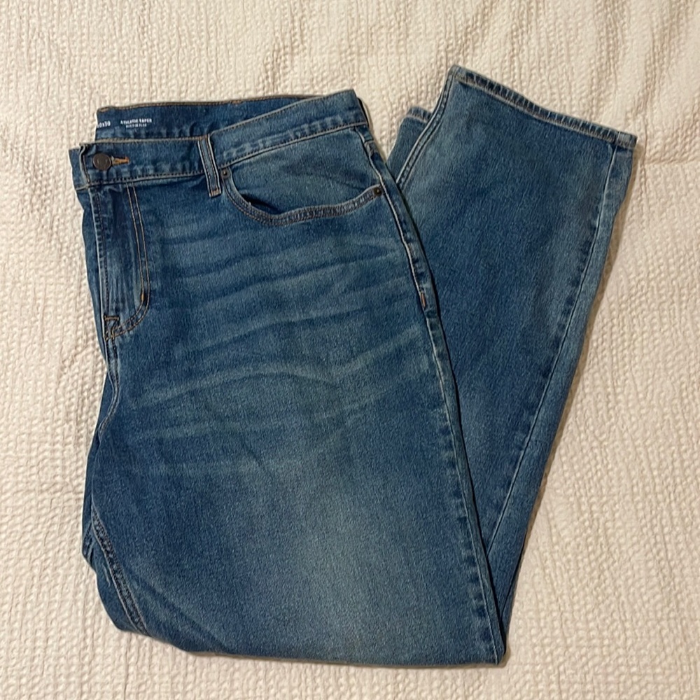 NWOT Men’s Old Navy Athletic Taper Jeans